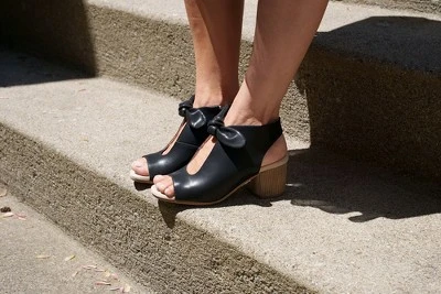 GC Shoes Kimora Bow-Tie Cut Out Block Heel Sandals 8 GC Shoes Kimora Bow-Tie Cut Out Block Heel Sandals - Image 6