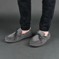 Territory Meander Genuine Sheepskin Moccasin Slipper -Georgia Shoes Shop GUEST 560454bc 25c8 4142 93e0 cb96e4794c97