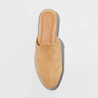 Women's Maura Mule Flats - Universal Thread™ Beige 4 Women's Maura Mule Flats - Universal Thread™ Beige - Image 2