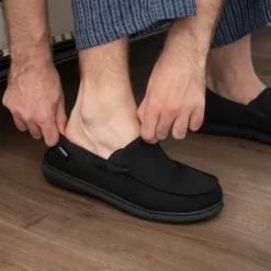 RockDove Men's SILVADUR Anti-Odor Moc Slipper With Removable Insole -Georgia Shoes Shop GUEST f5660df5 871f 4ada a44c caac5c49bd7d